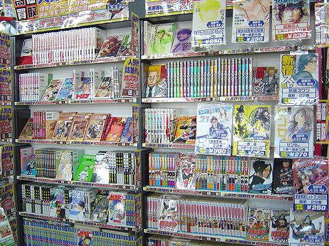 人気・話題作 コミックコーナー （未来書房 朝倉店）